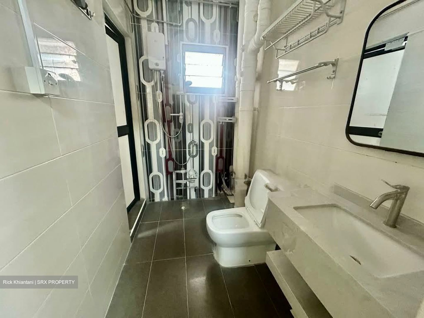 Blk 11 Pine Close (Geylang), HDB 5 Rooms #583511831
